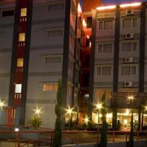 Wirton Dago Hotel